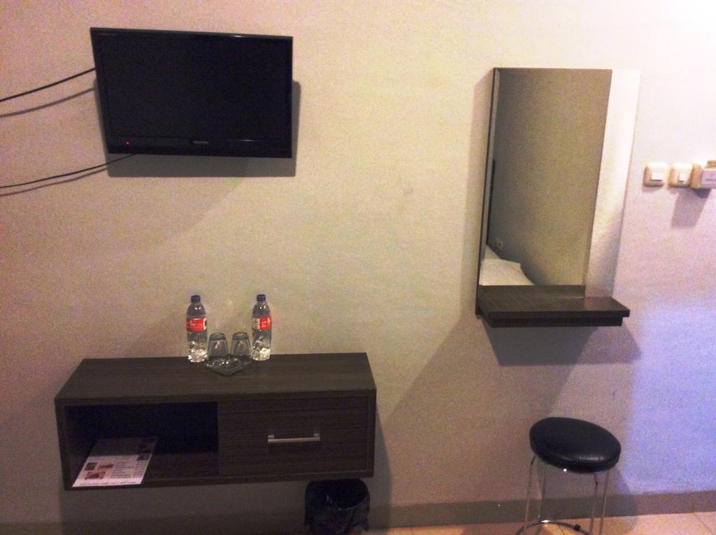 Hotel Diamond Makassar Cameră foto